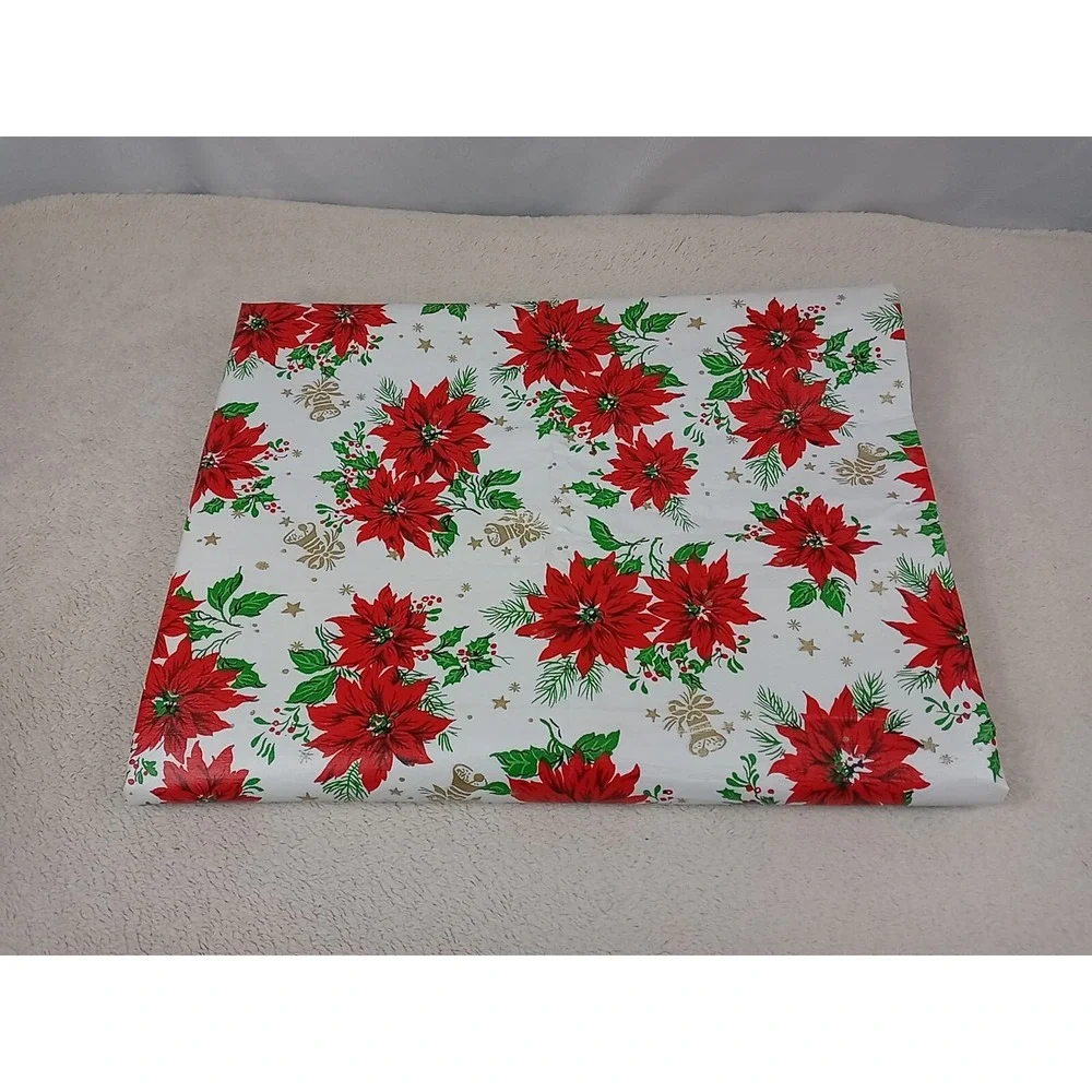 Vintage Poinsettia Vinyl Tablecloth‎ Flannel Backed 51 X 68